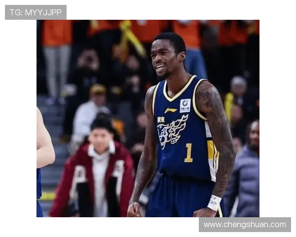 广东半场打花双小外44分两新秀